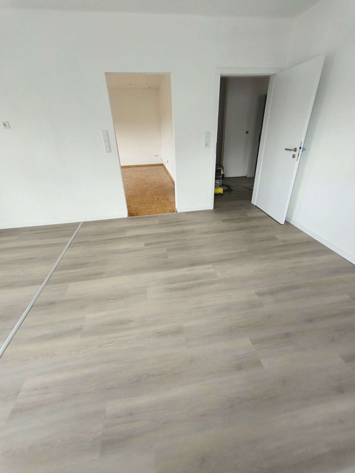 Zum Vergrößern anklicken Essbereich der Ferienwohnung